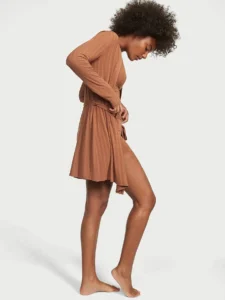 Комплект с шортами Luxe Modal Ribbed 3-Piece Set бежевый, Victoria's Secret